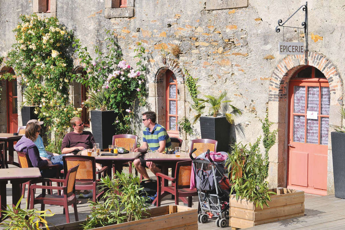 Kawiarnia na kempingu Château La Forêt