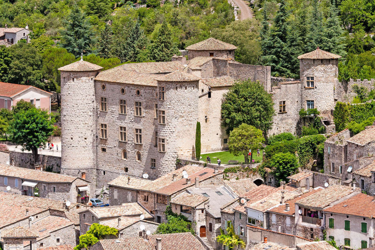 Okolice kempingu Le Domaine du Cros d'Auzon