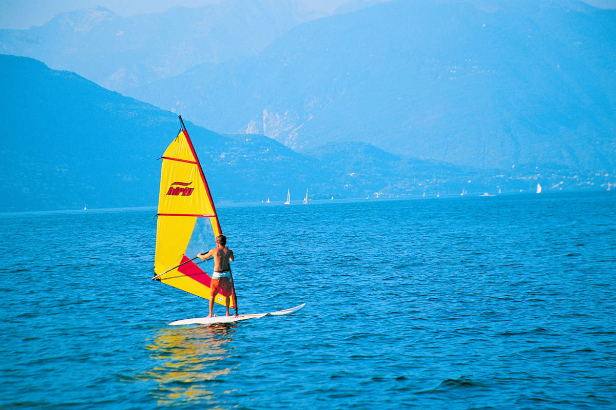 Jezioro przy kempingu Village Lago Maggiore