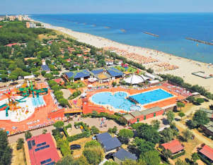 Kompleks basenowy na kempingu  Spiaggia E Mare