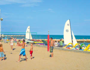 Siatkówka plażowa na kempingu Villaggio San Francesco